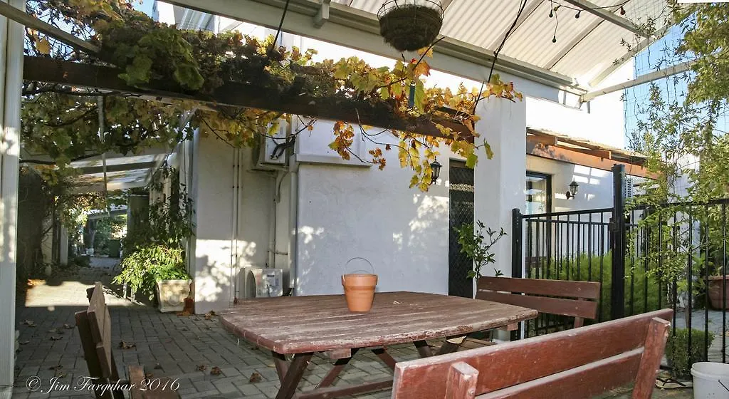 Aarn House B&B Airport Accommodation Perth