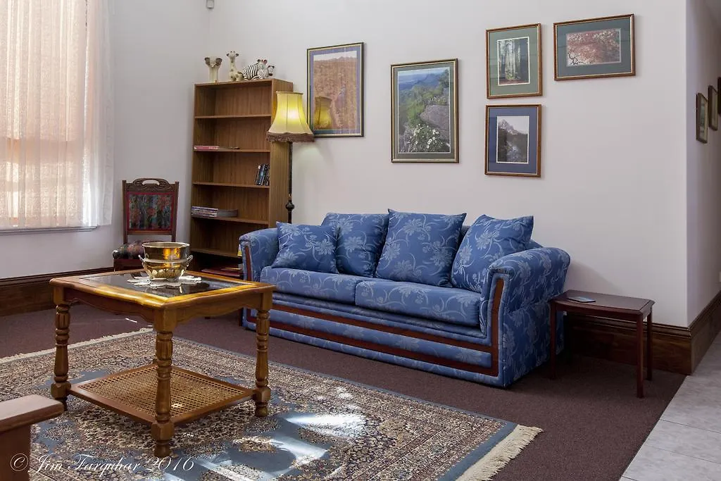 Bed & Breakfast Aarn House B&B Airport Accommodation Perth