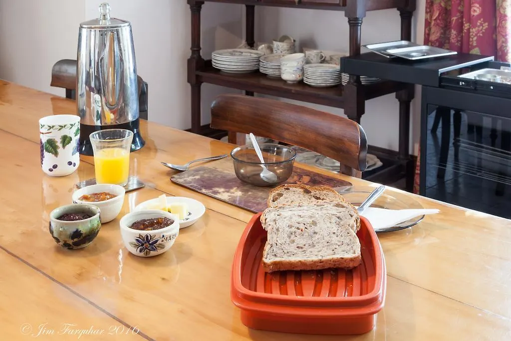 Aarn House B&B Airport Accommodation Perth 0*,  Australië