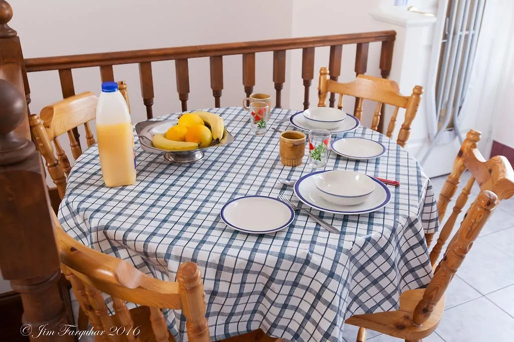 Aarn House B&B Airport Accommodation Perth