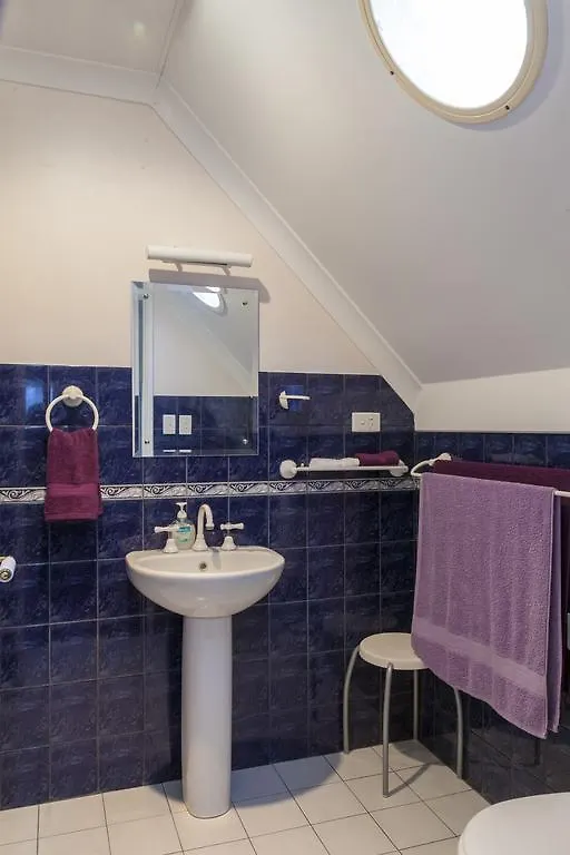 Aarn House B&B Airport Accommodation Perth 0*,  Australië